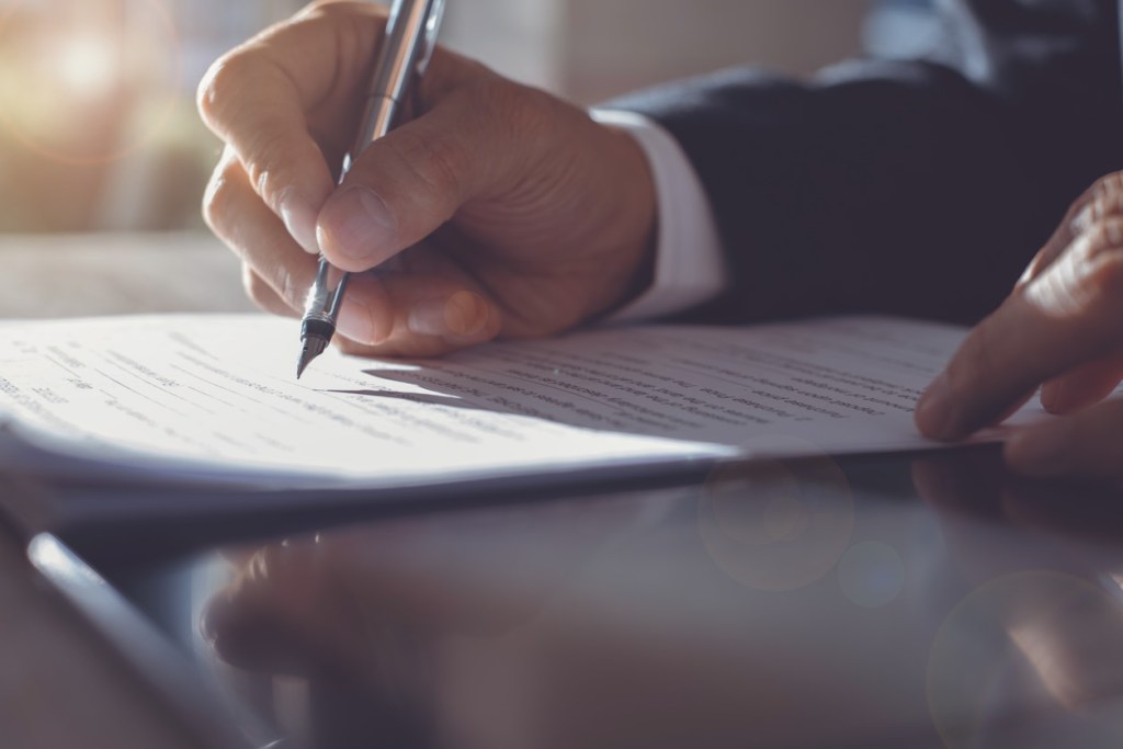 Riscos legais e financeiros do contrato de gaveta